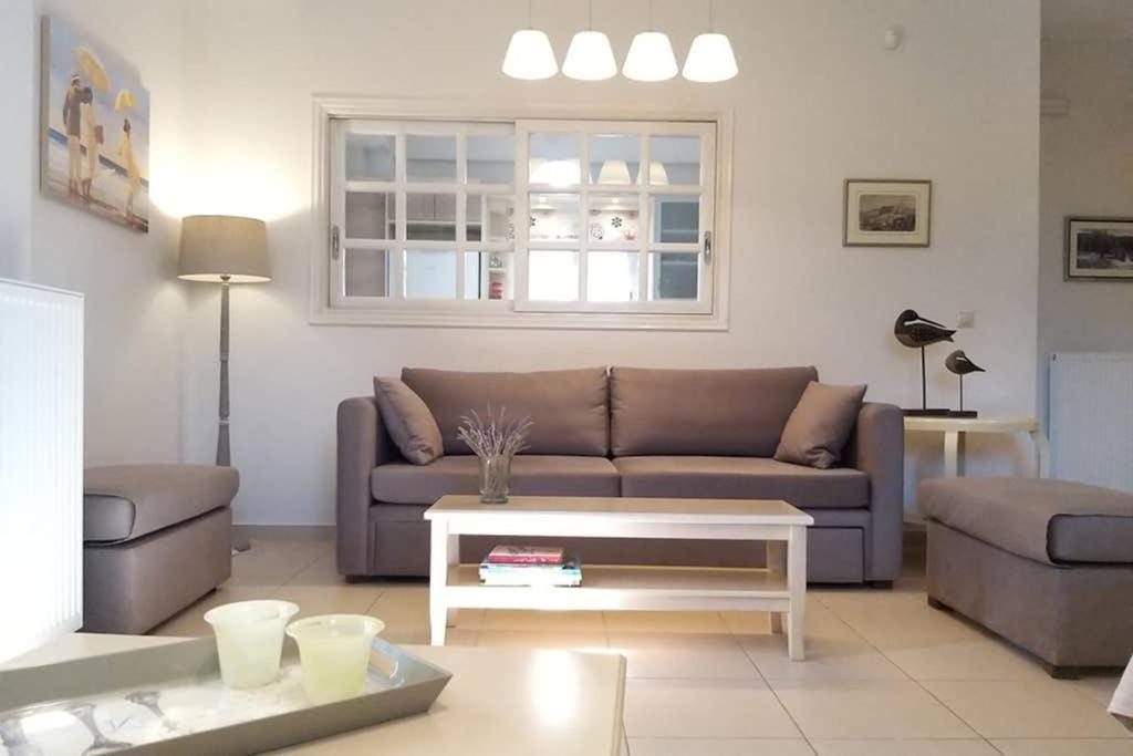 New, Modern, Bright And Independent Apartment 83 M2, With Garden, 5Min To The Beach And The City Center Kalamata Esterno foto