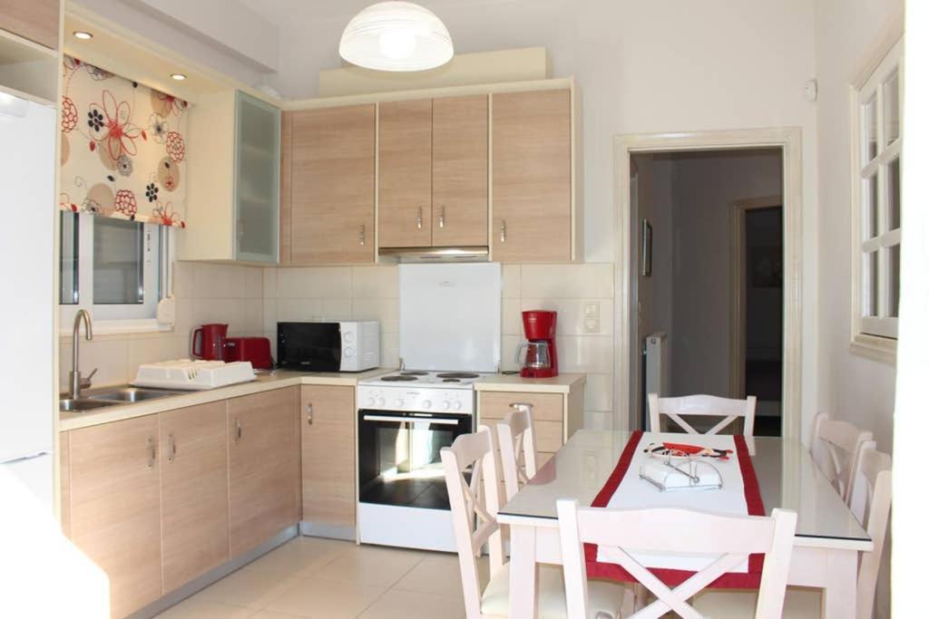 New, Modern, Bright And Independent Apartment 83 M2, With Garden, 5Min To The Beach And The City Center Kalamata Esterno foto